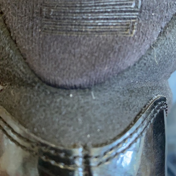 AIR Jordan RETRO 11 - youth size 5.5. Black with black patent leather. - Picture 10 of 11